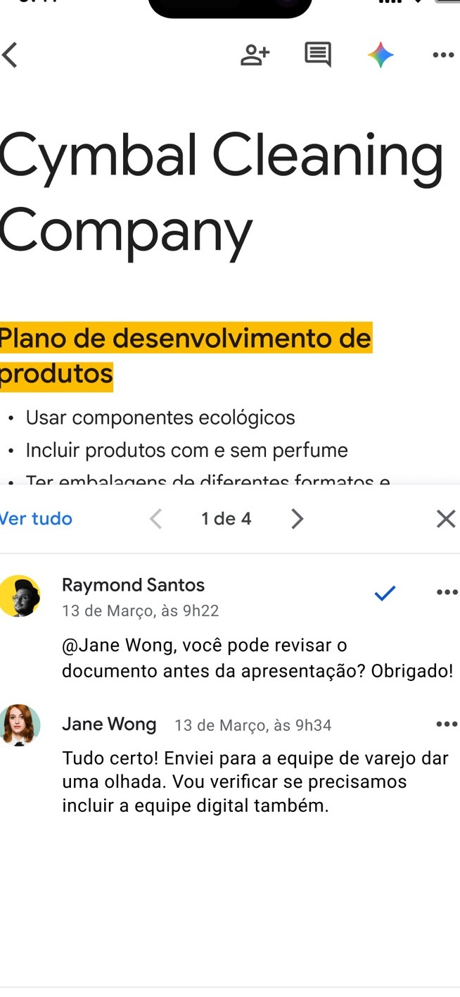 Documento do Google Docs com o painel oficial de comentários